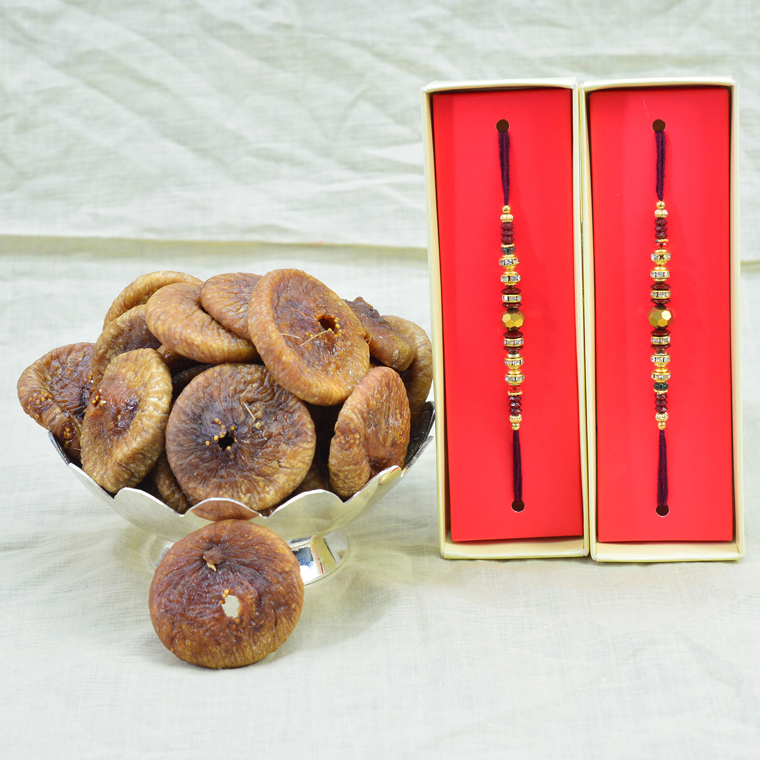 Amazing Looking Glasses Tread 2 Brother Rakhis with Anjeer Dry Fruit