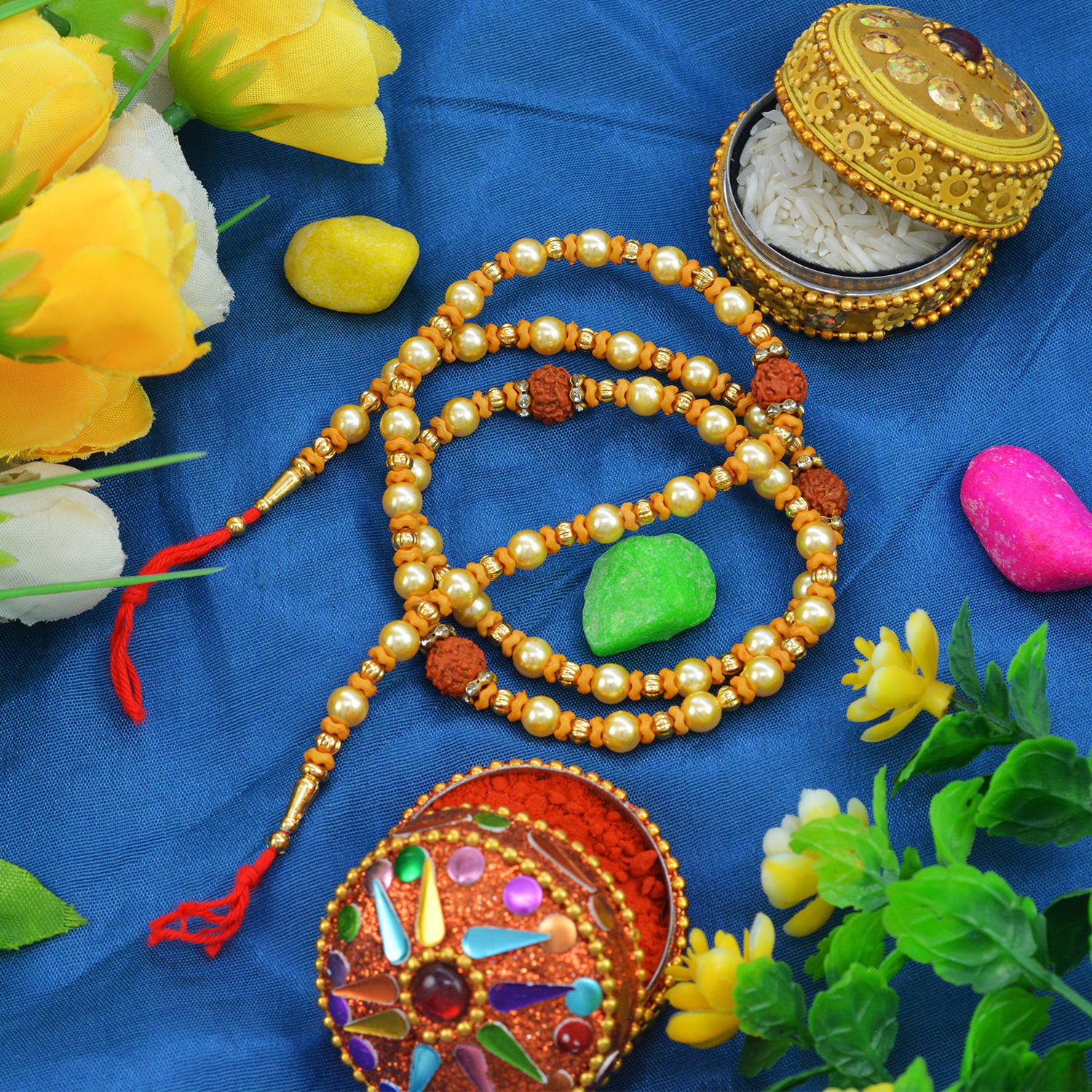 Antique Rudraksha with Light Golden Pearls Garland