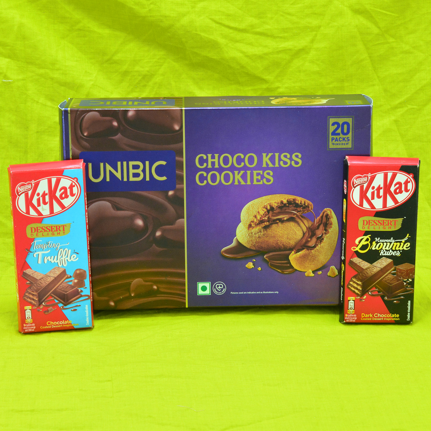 Luscious 2 Kitkat chocolates with tasteful Choco Kiss Cookies