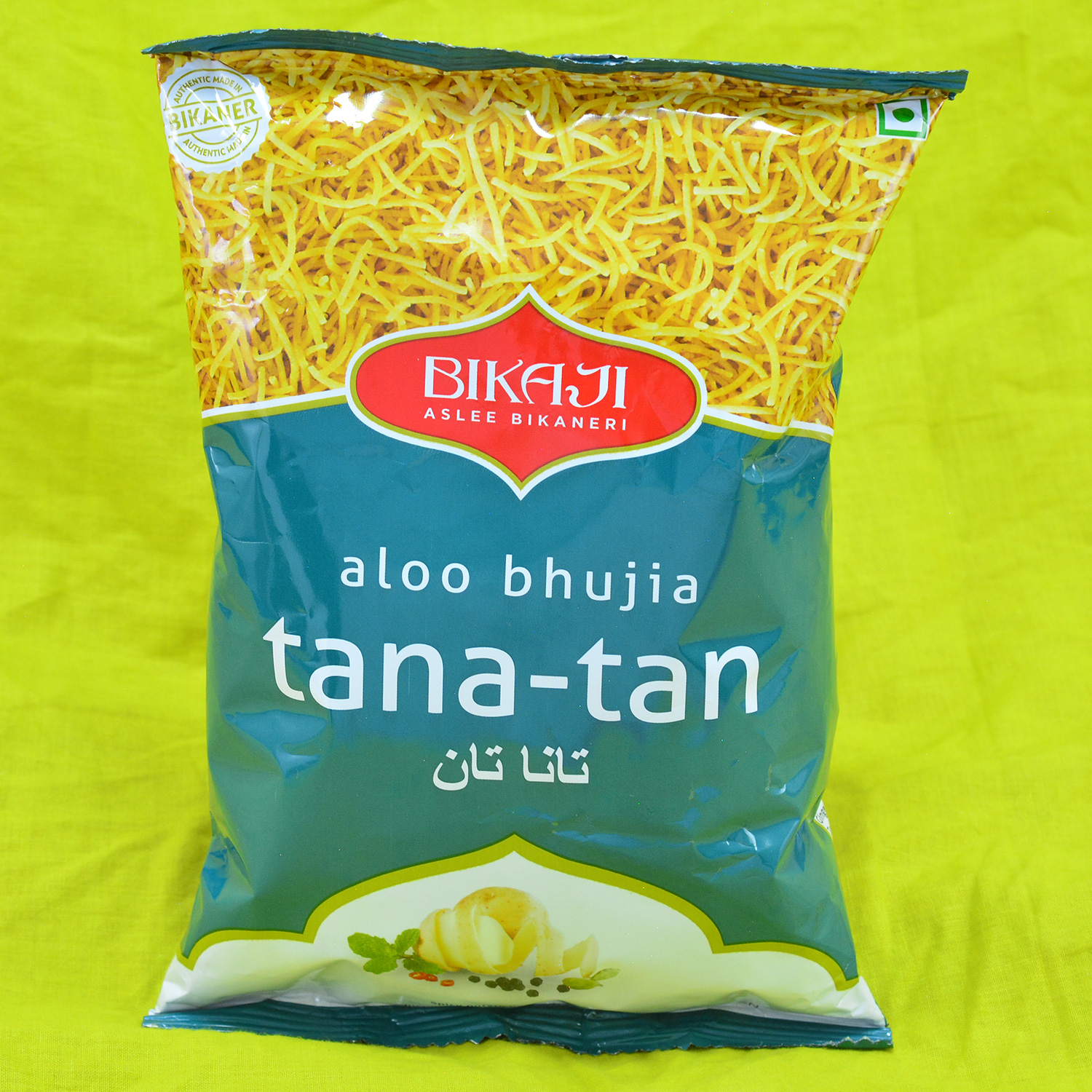 Bikaji Small Pack of Aloo Bhujia Tana Tan Namkeen