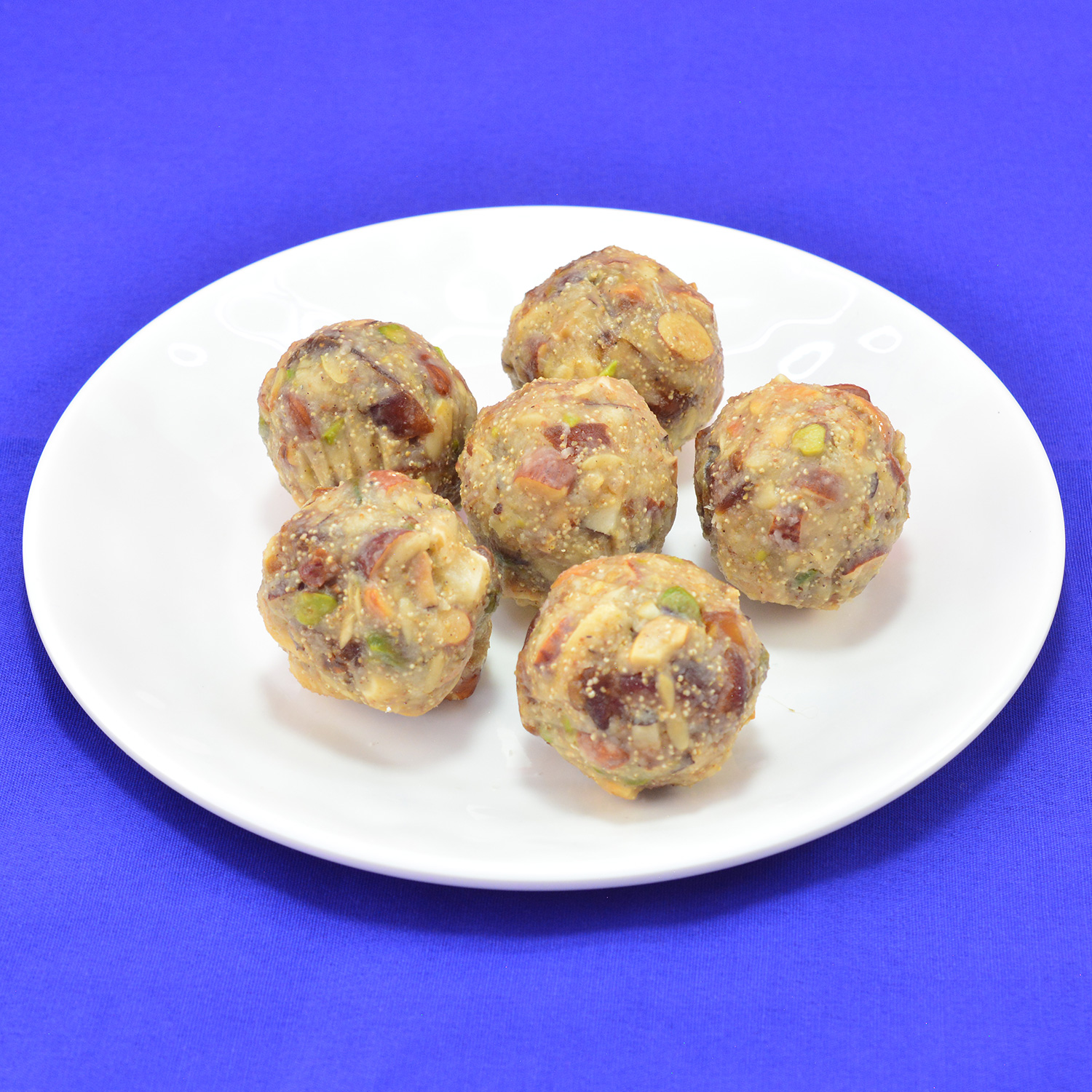 Made of Quality of Dry Fruits - Tasty Dry Fruit Laddu