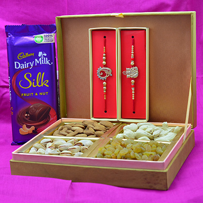 Dairy Milk Silk Fruit and Nut with 4 Types of Healthy Dry Fruits 
