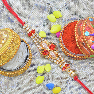 Stunning Multicolor Diamonds with Precious Jewels in Beautiful Silk Dori
