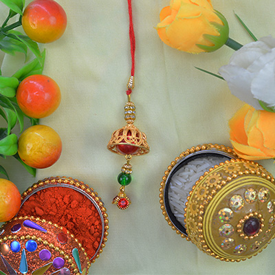 Good-looking Attractive Wonderful Golden Design Lumba Rakhi